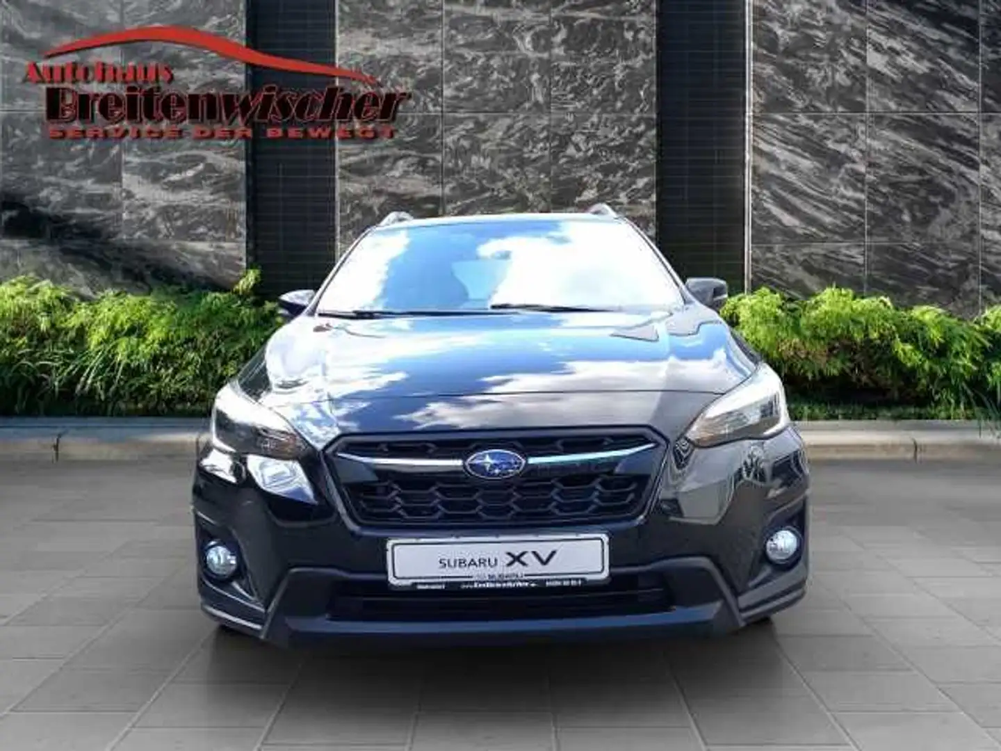 Subaru XV 1.6i Comfort Automatik Schwarz - 2