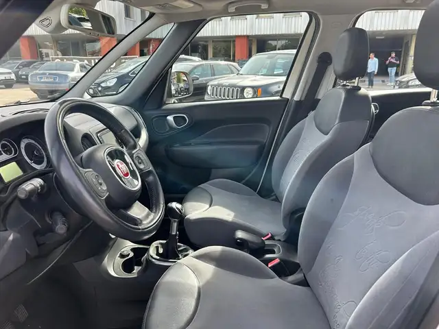 Fiat 500l view 6