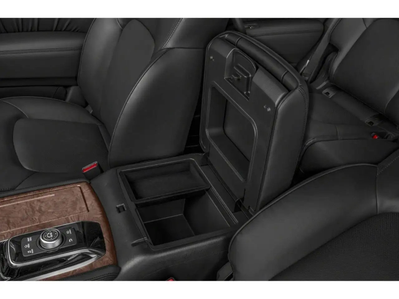 Nissan Armada снимка Nissan Armada