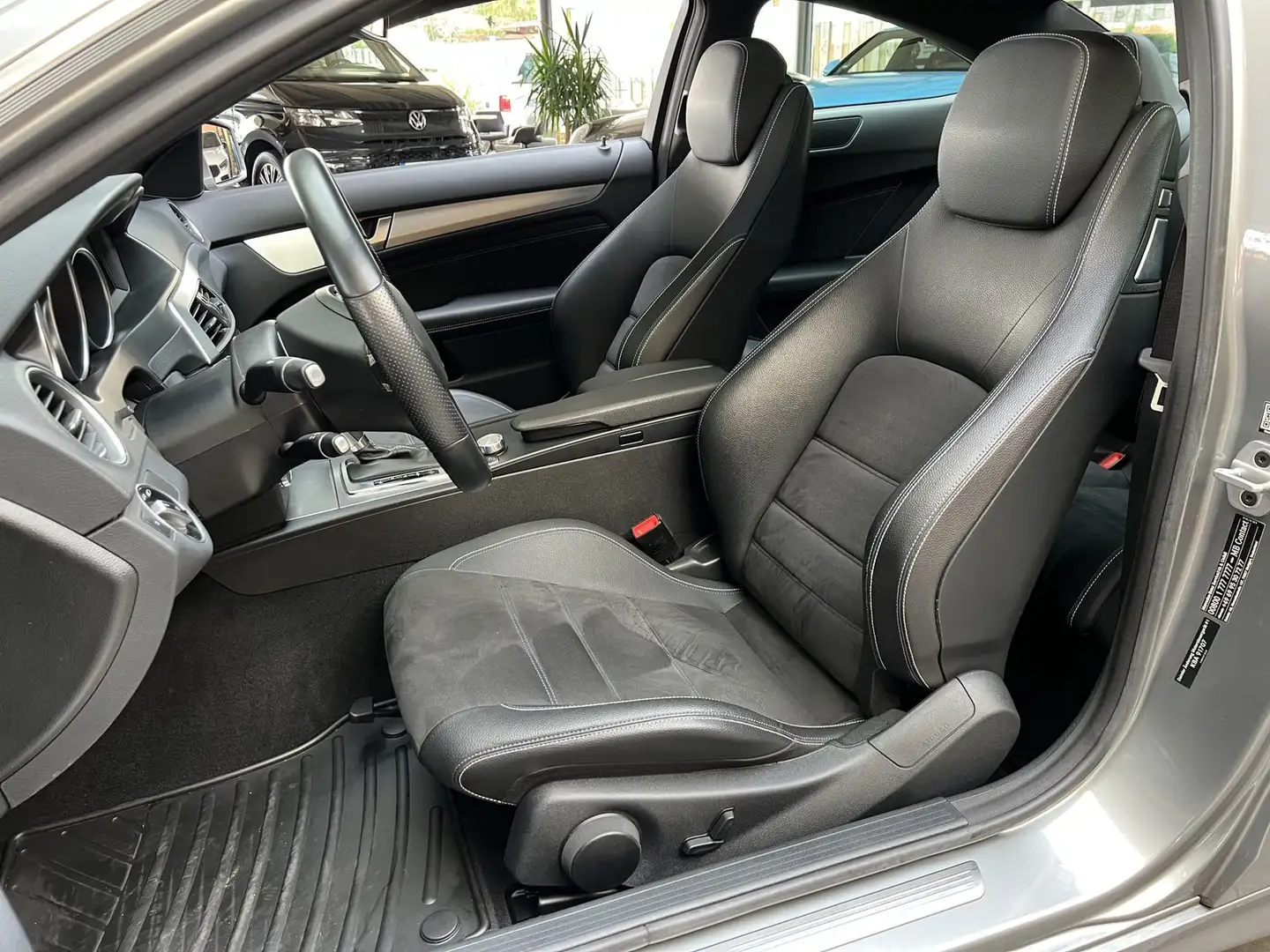 Mercedes-Benz 220 C C220 CDI Edition AMG LINE PANO Bi-XENON SHZ Argent - 2