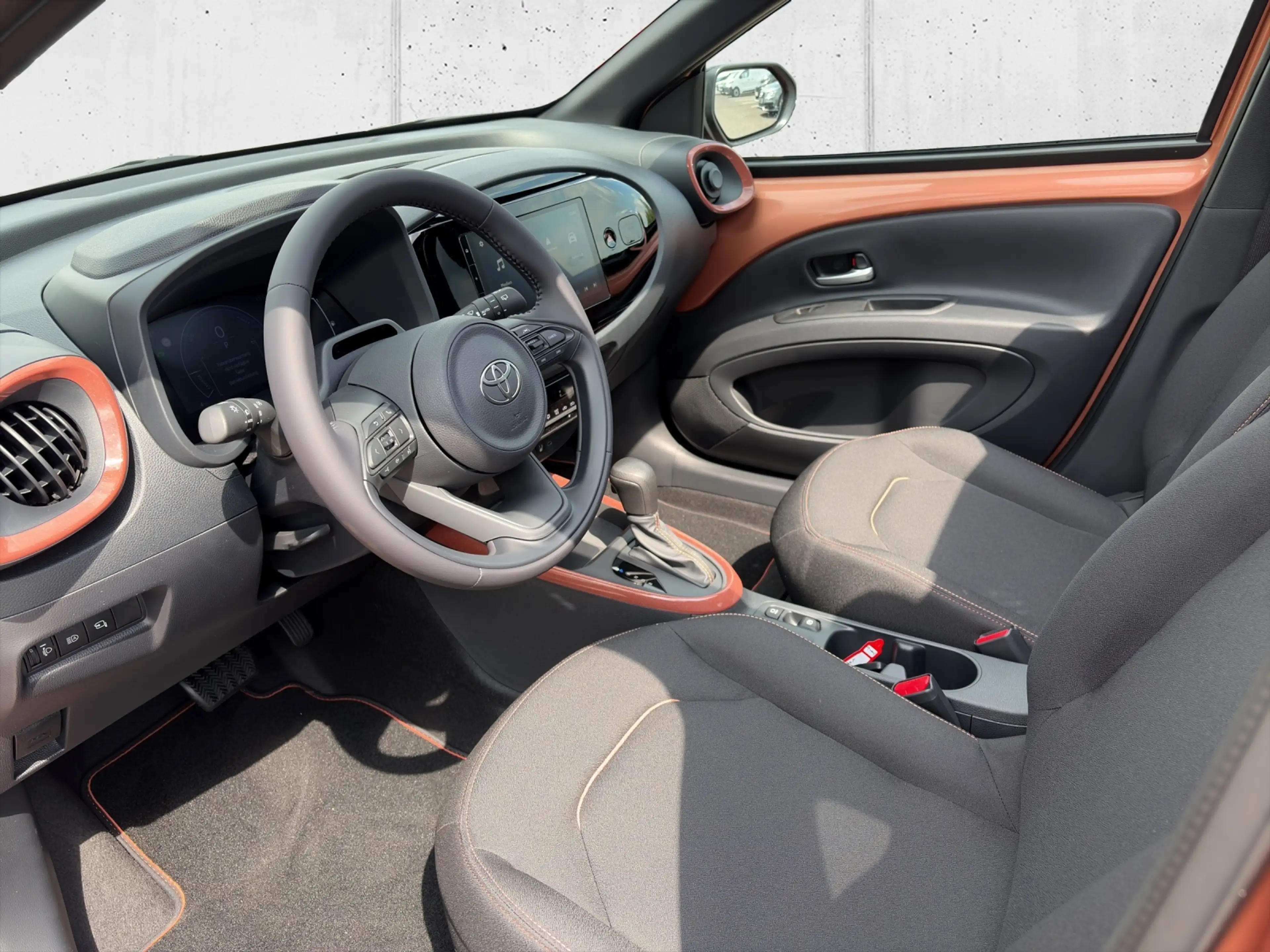 Toyota Aygo X X 1,5 VVT-i Teamplayer 5t. — photo 7