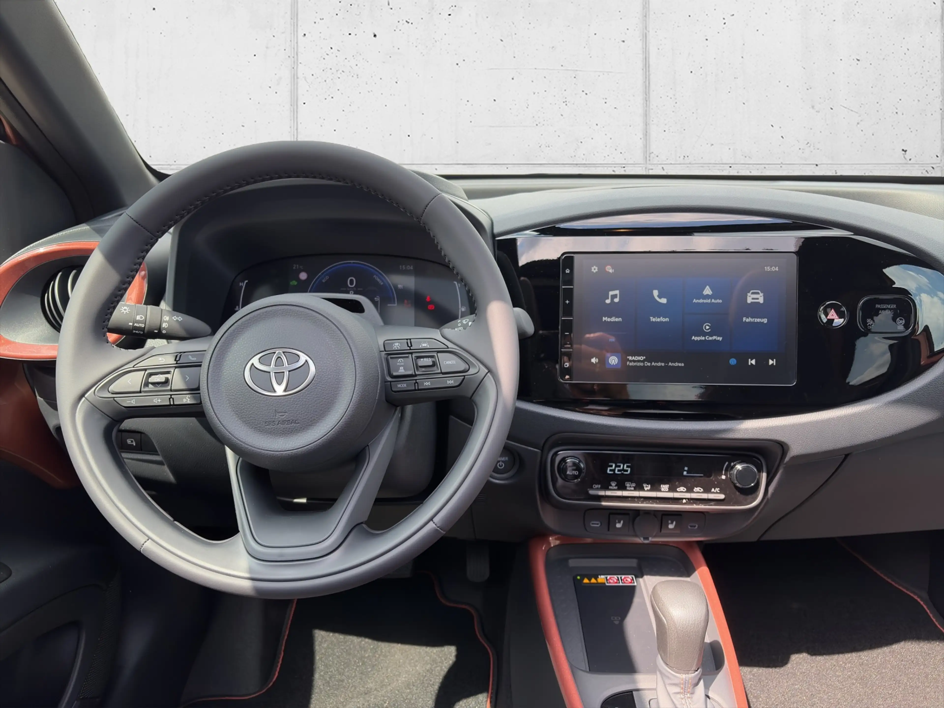 Toyota Aygo X X 1,5 VVT-i Teamplayer 5t. — photo 8