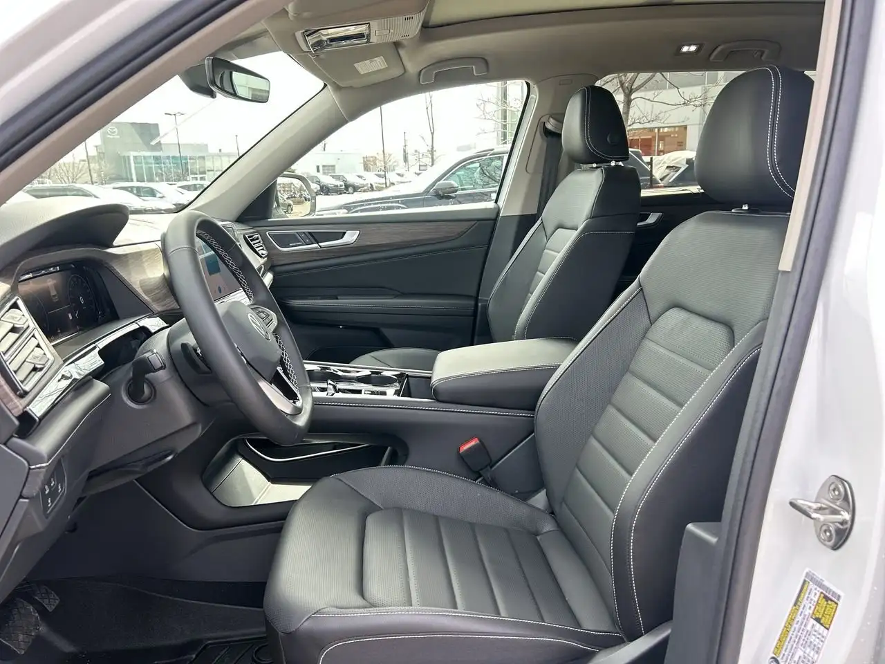 Volkswagen Atlas снимка Volkswagen Atlas