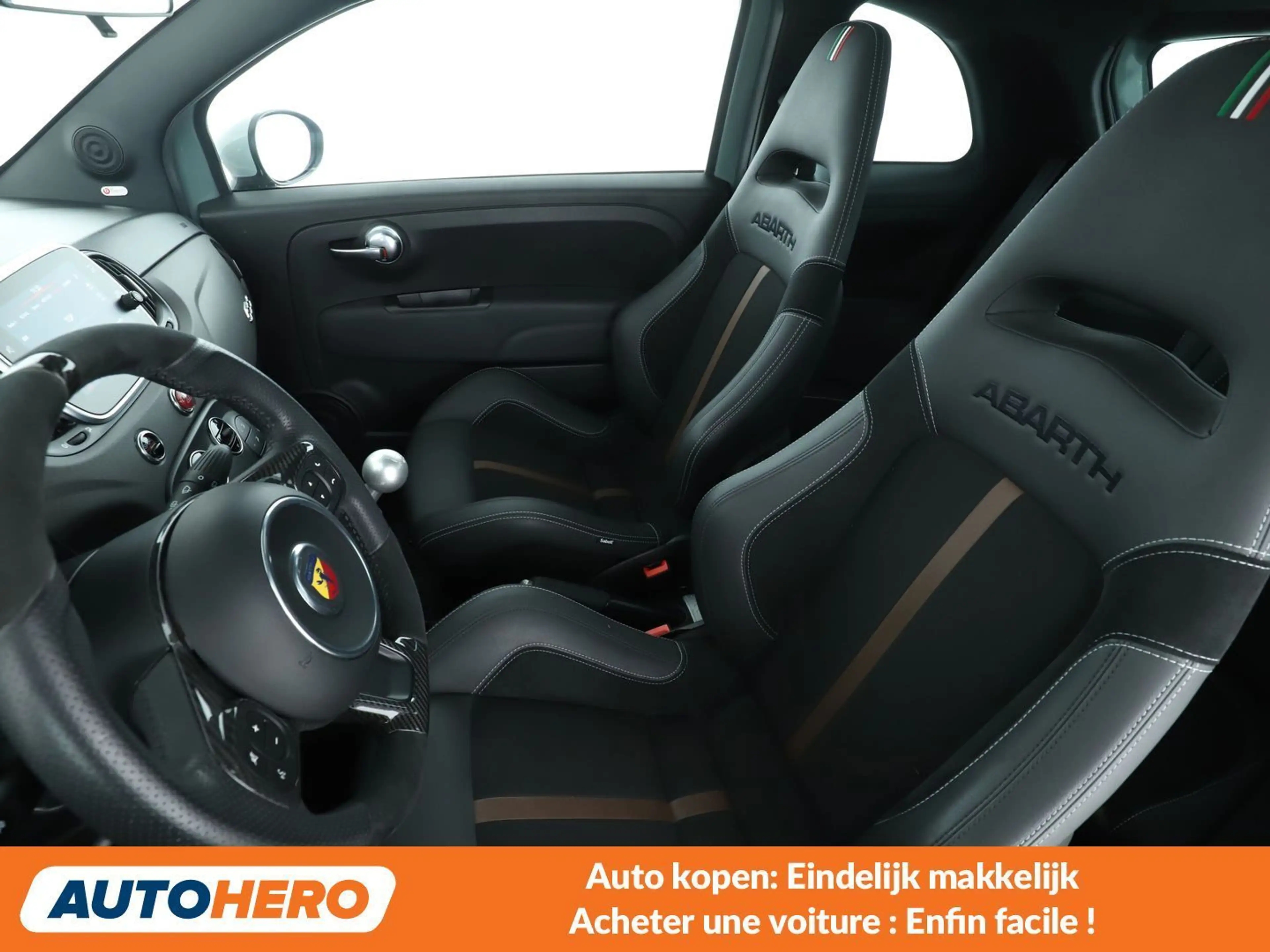 Abarth 695 1.4 Turbo 70th Anniversario — photo 15