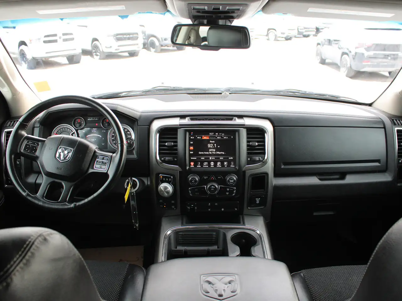 RAM 1500 снимка RAM 1500