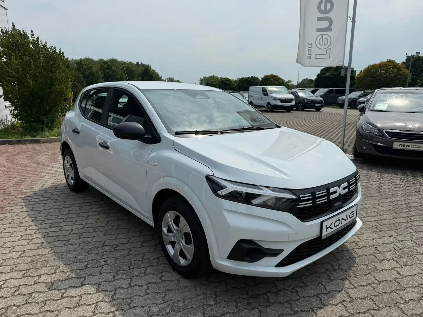 Dacia Sandero Essential SCe 65 Weiß - 2