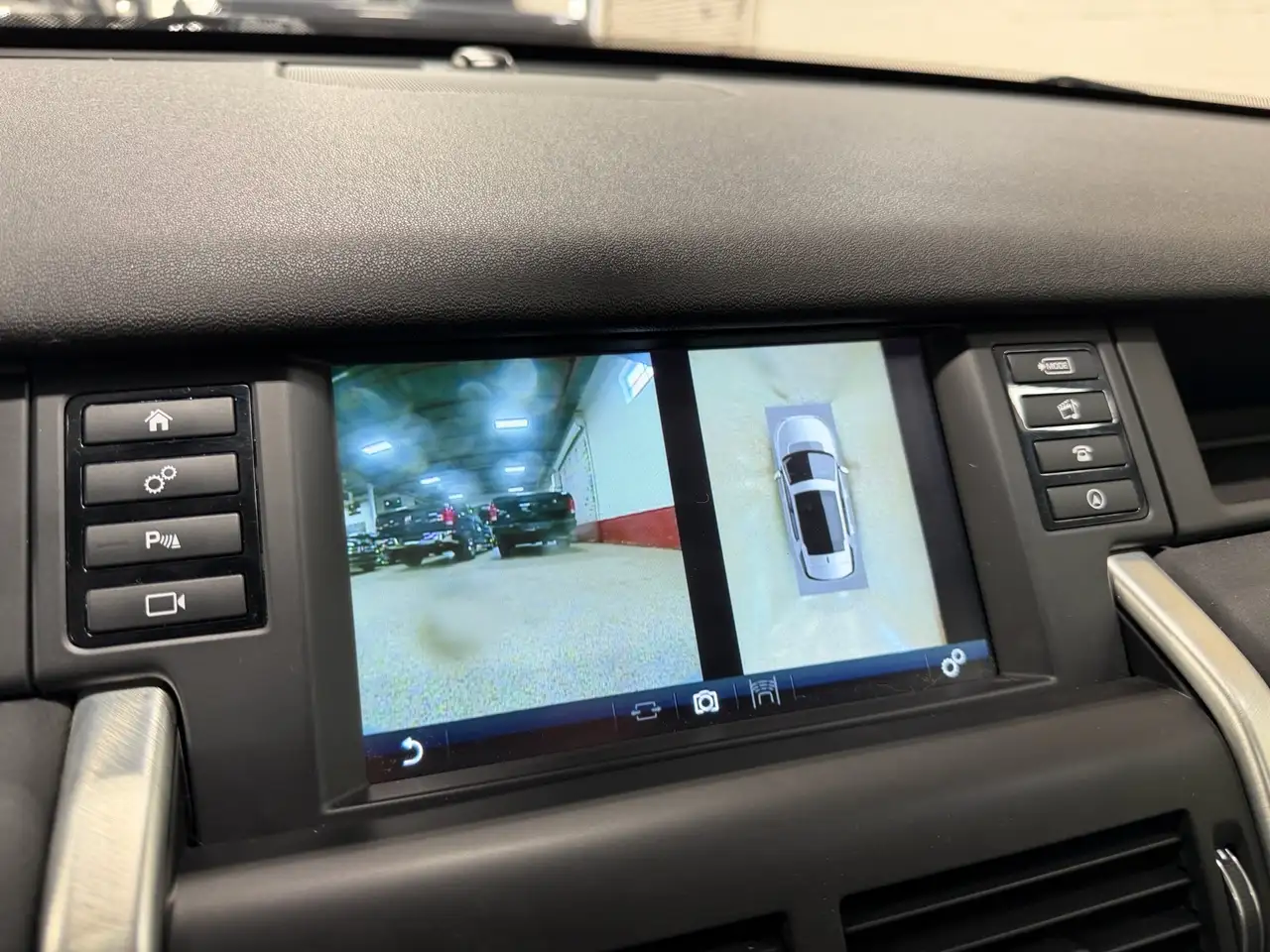 Land Rover Discovery Sport снимка Land Rover Discovery Sport