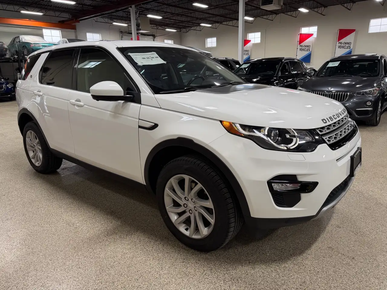 Land Rover Discovery Sport снимка Land Rover Discovery Sport