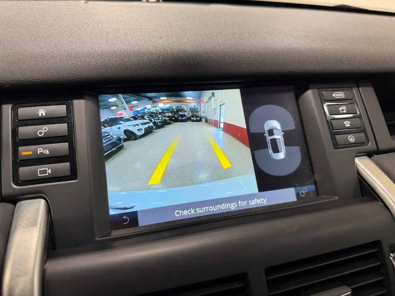 Land Rover Discovery Sport снимка Land Rover Discovery Sport