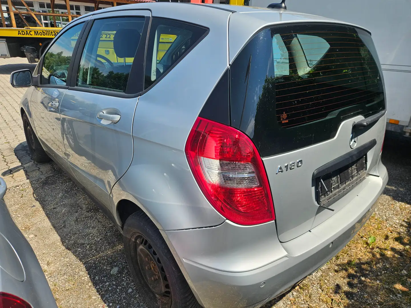 Mercedes-Benz A 180 A 180 Elegance Automatik 130tkm Top! Grau - 2