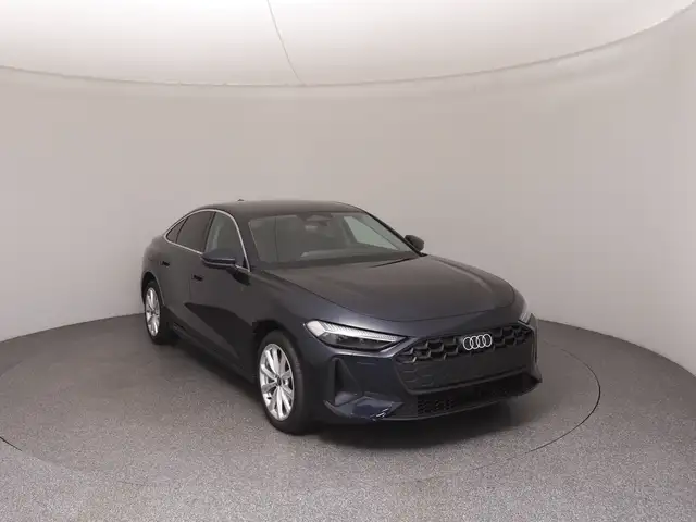 Audi A5 view 2