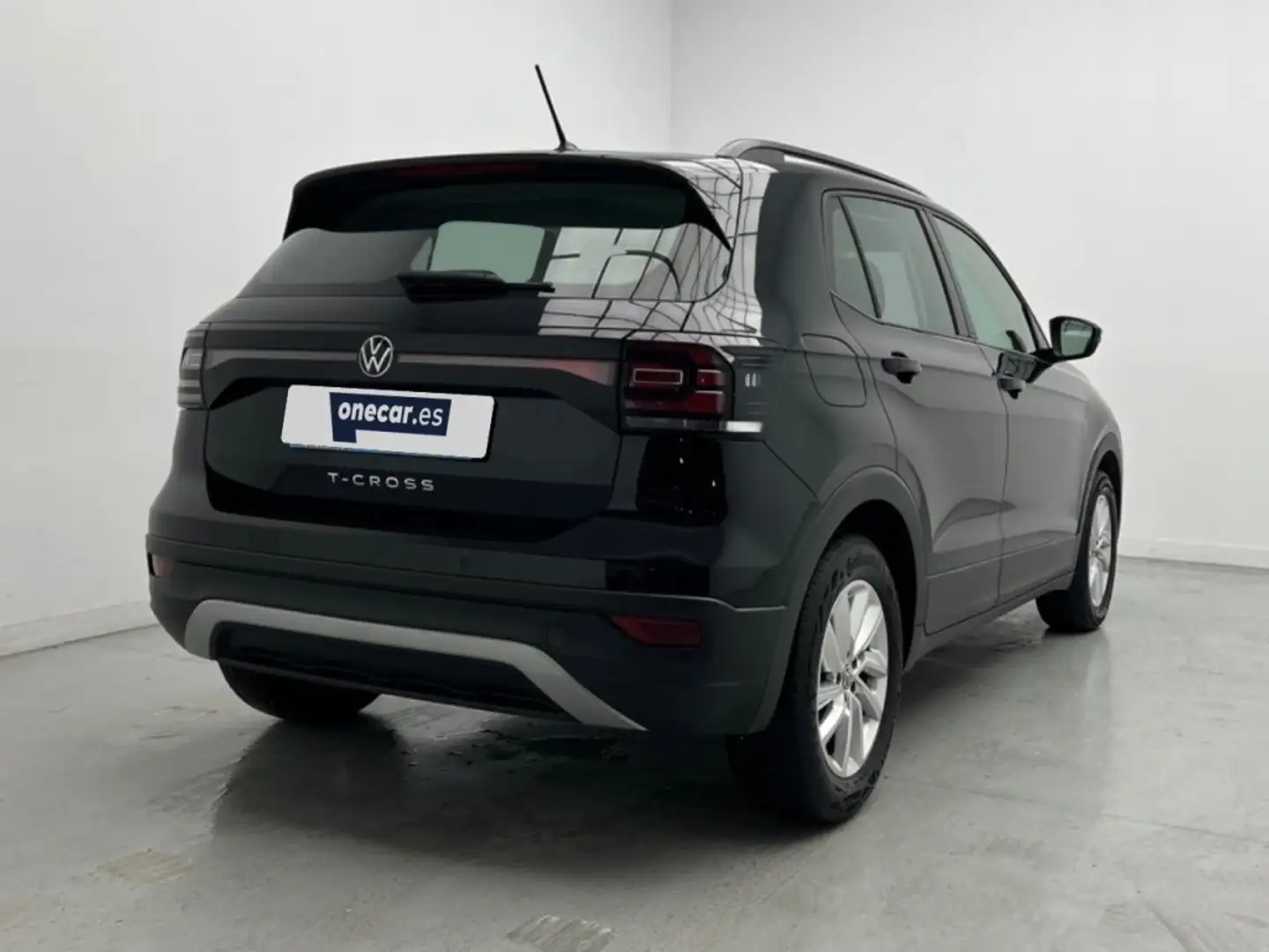 Volkswagen T-Cross 1.0 TSI Advance 81kW Schwarz - 2