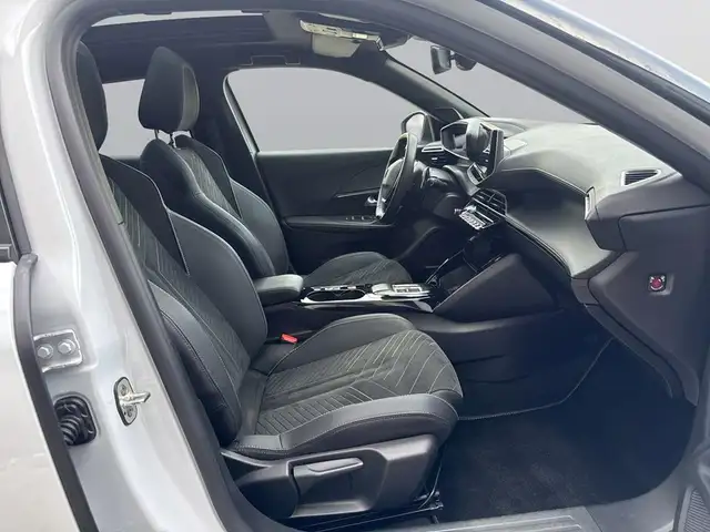 Peugeot 2008 view 13