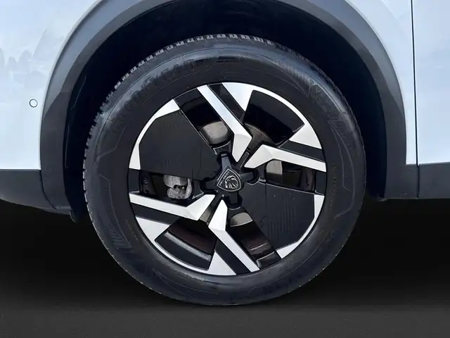 Peugeot 2008 view 10