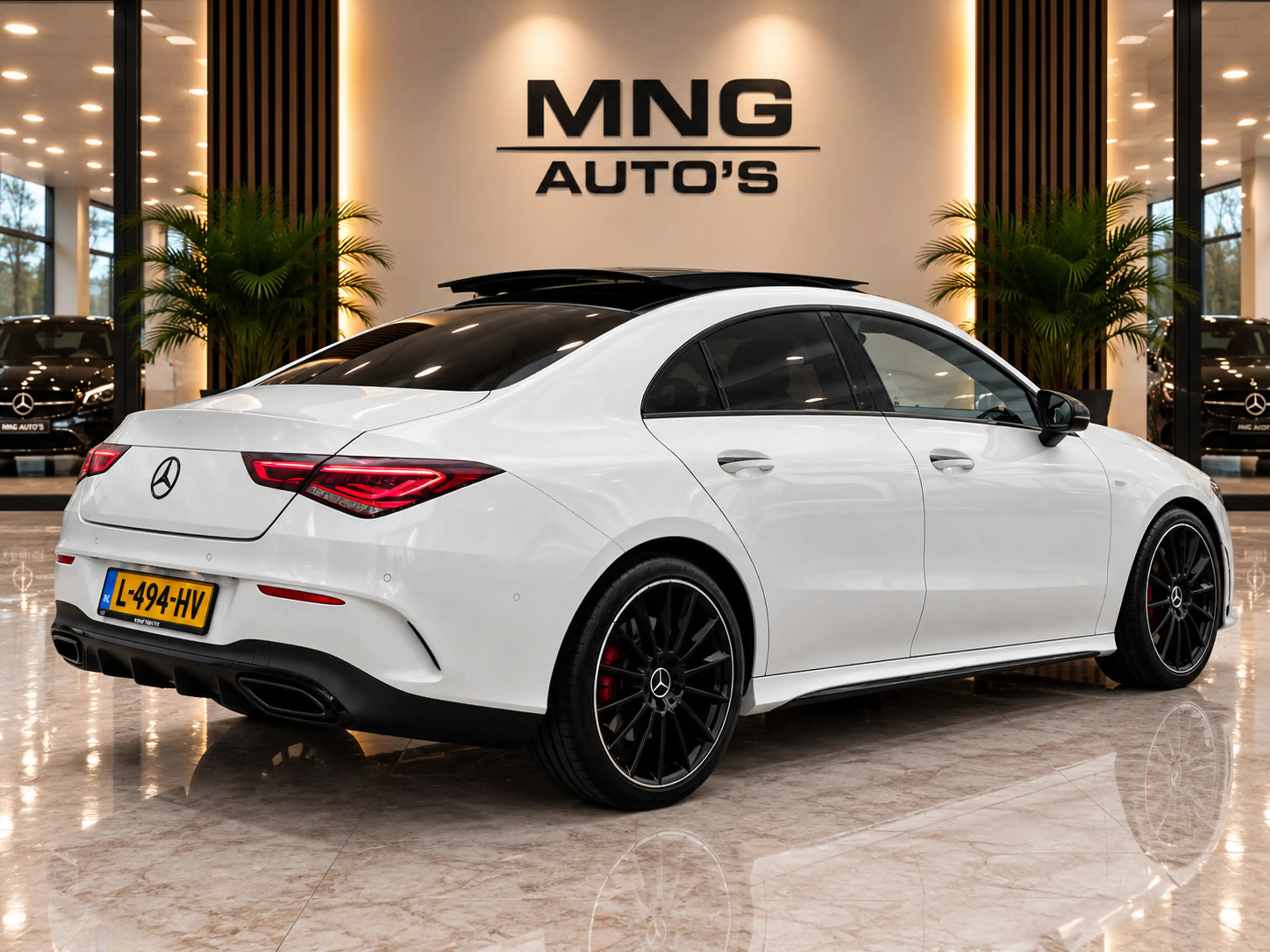 Mercedes-Benz CLA 220 AMG|Pano|SfeerVerl.|DealerOndr| — photo 5