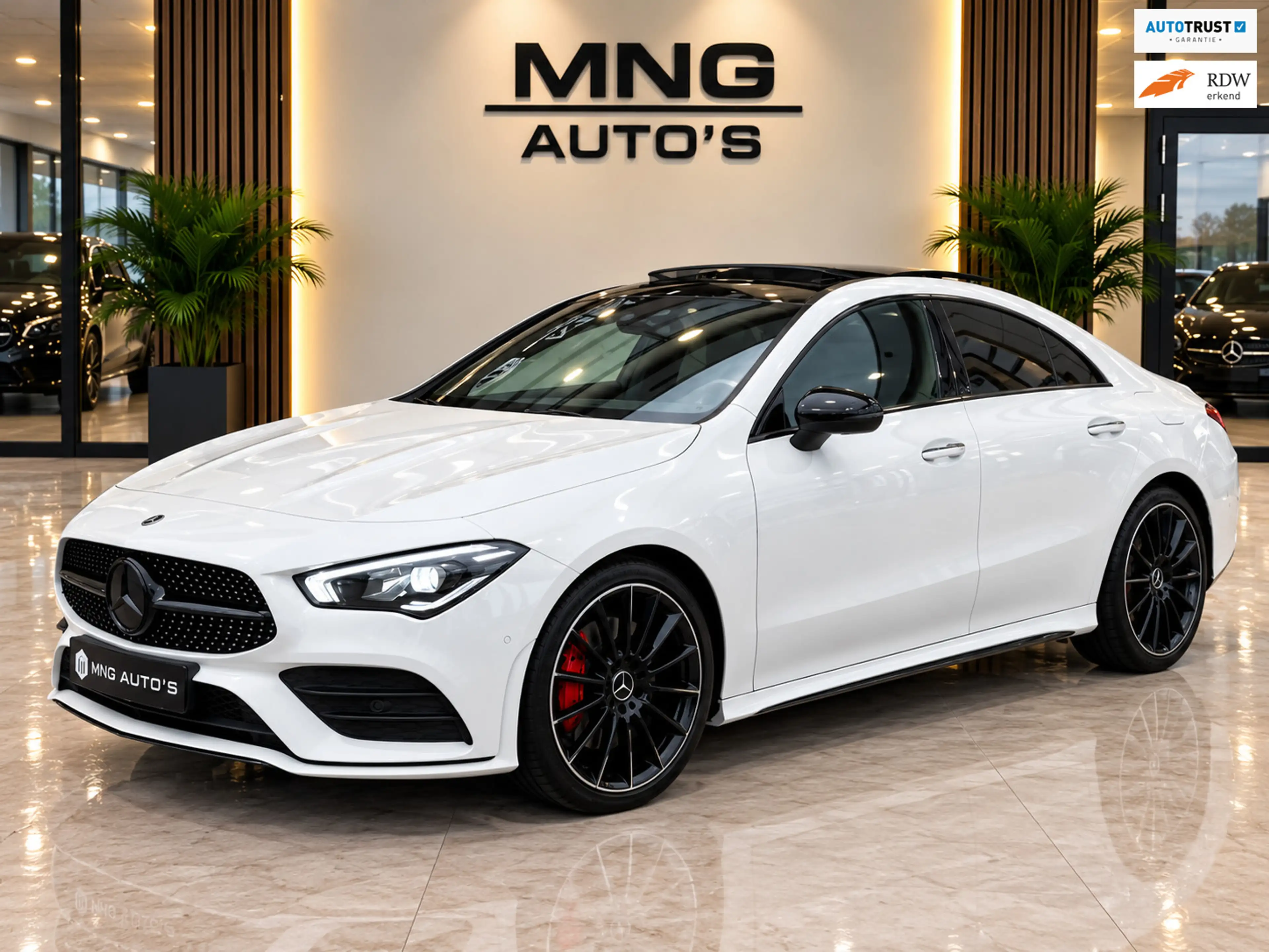Mercedes-Benz CLA 220 AMG|Pano|SfeerVerl.|DealerOndr|