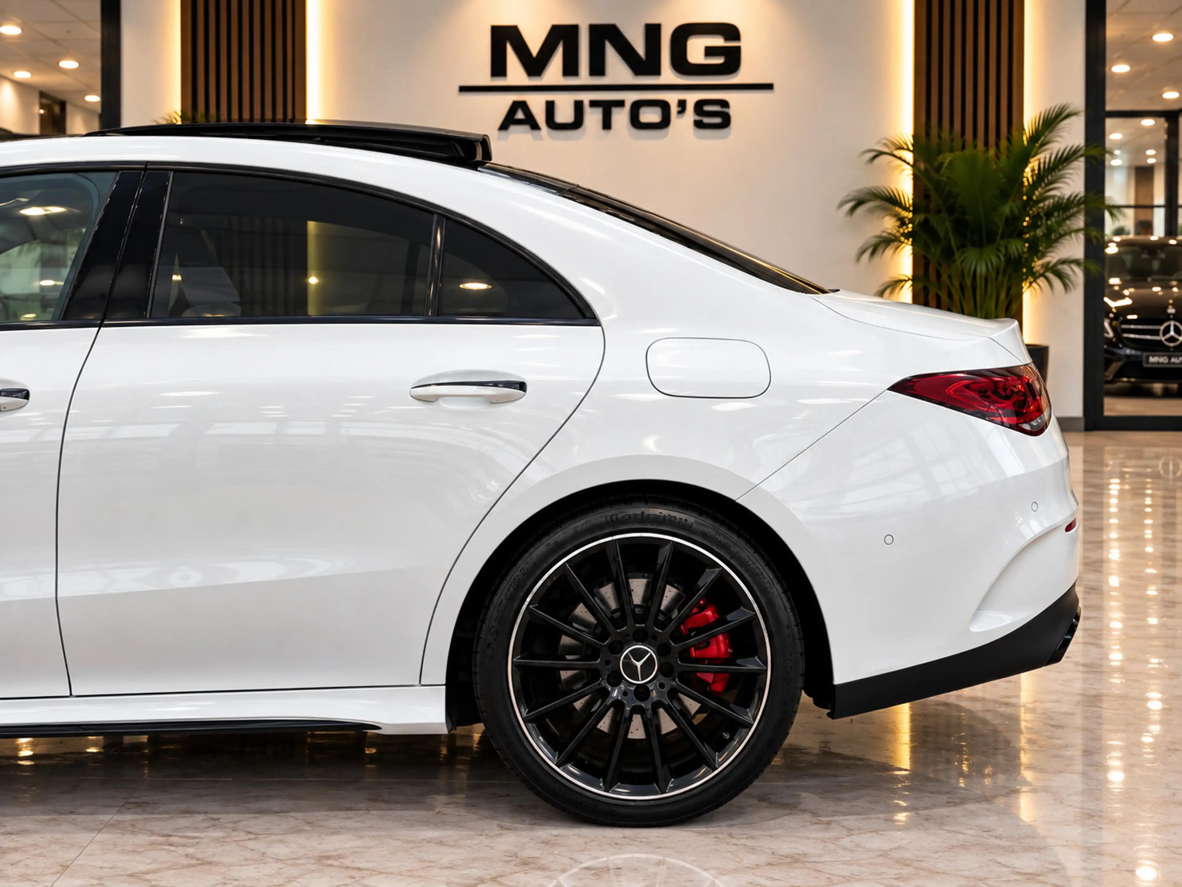 Mercedes-Benz CLA 220 AMG|Pano|SfeerVerl.|DealerOndr| — photo 11