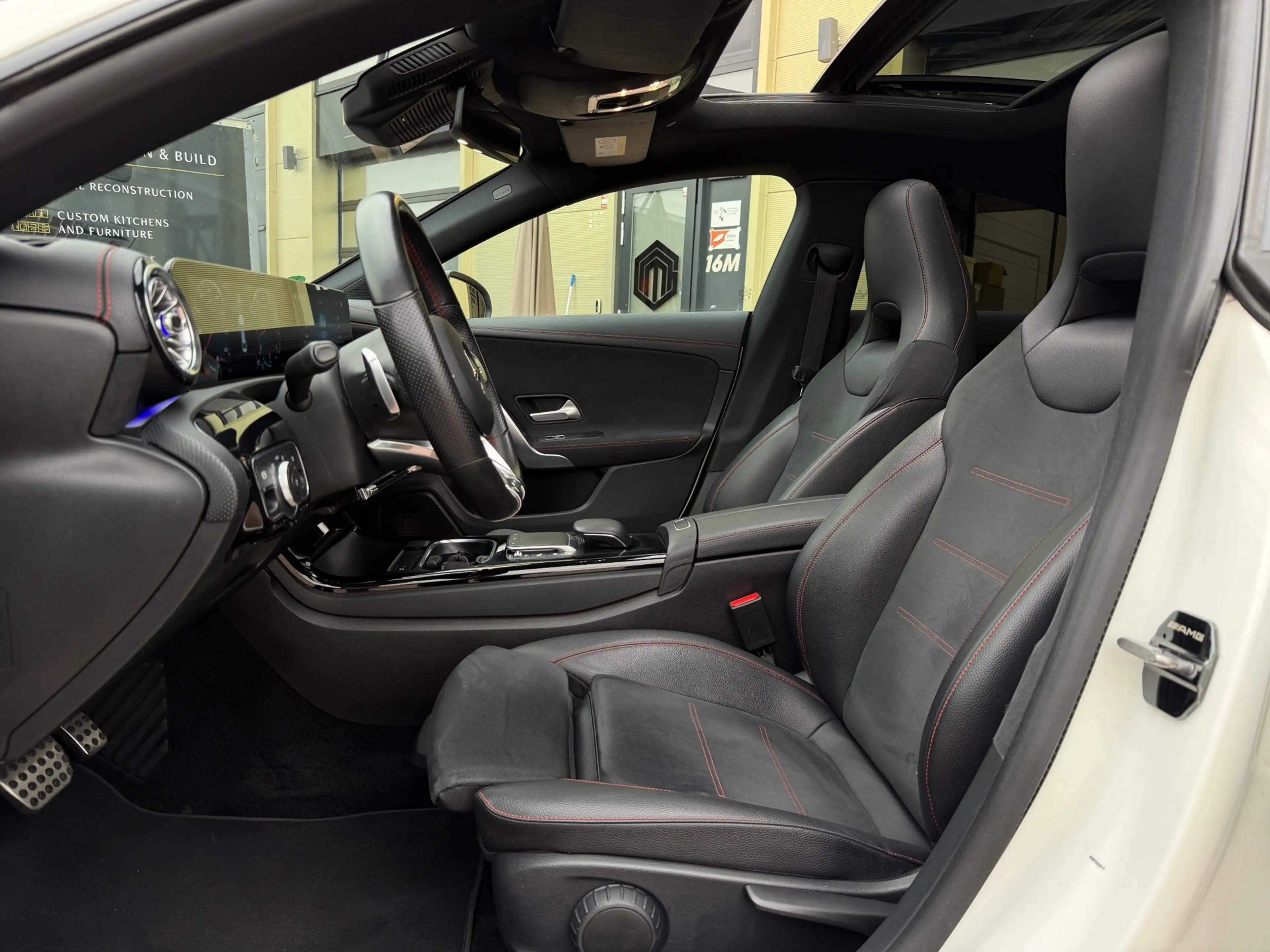 Mercedes-Benz CLA 220 AMG|Pano|SfeerVerl.|DealerOndr| — photo 14