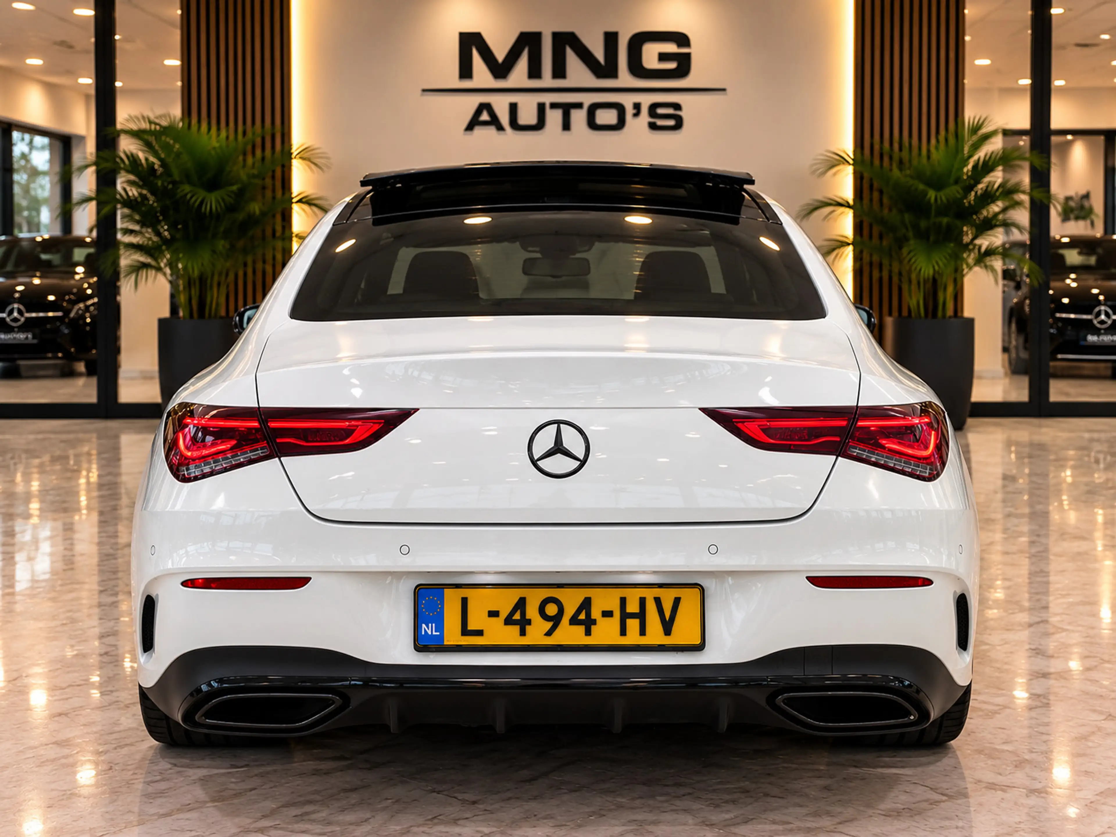 Mercedes-Benz CLA 220 AMG|Pano|SfeerVerl.|DealerOndr| — photo 9
