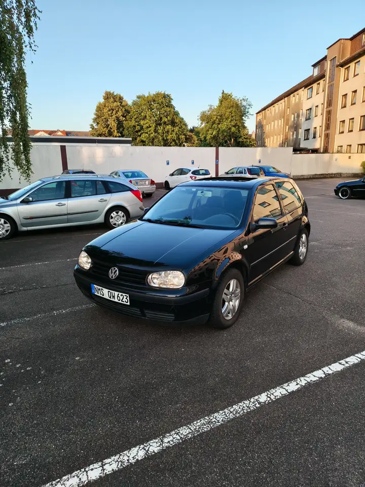 Volkswagen Golf 1.6 Highline 100, foto 1