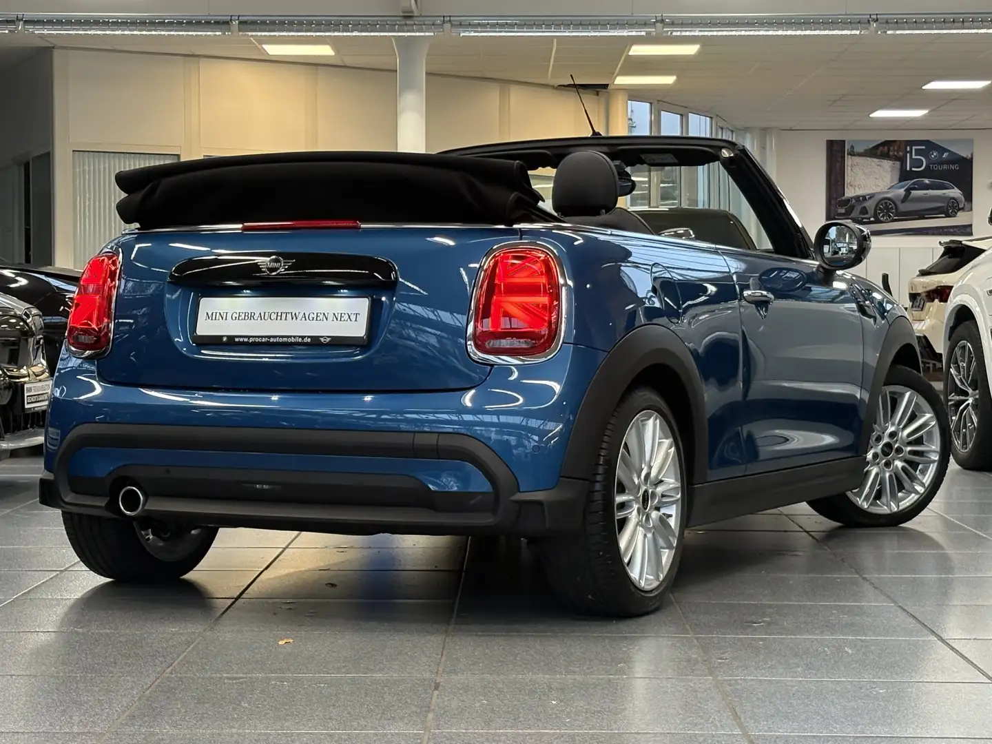 MINI Cooper Cabrio Cooper LED Navi PDC Aut. DAB Shz Tempomat Blau - 2