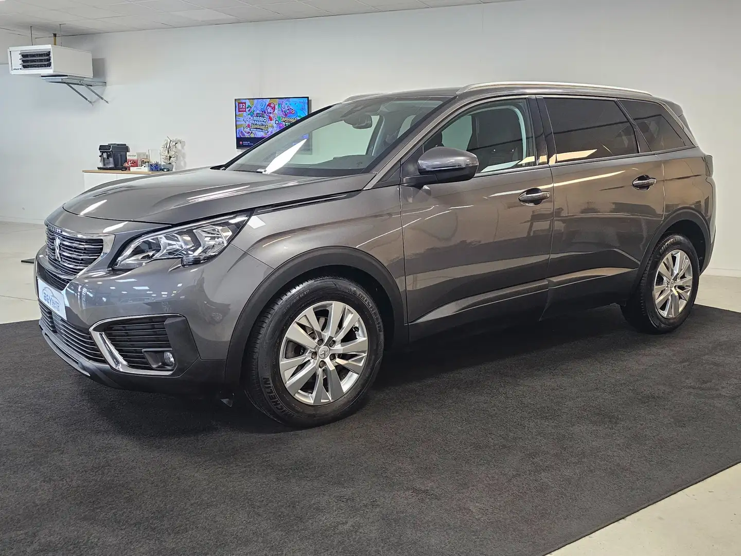 Peugeot 5008 PureTech 130 pk Allure ** 90.083 km ** 5+(2) zit Grijs - 2