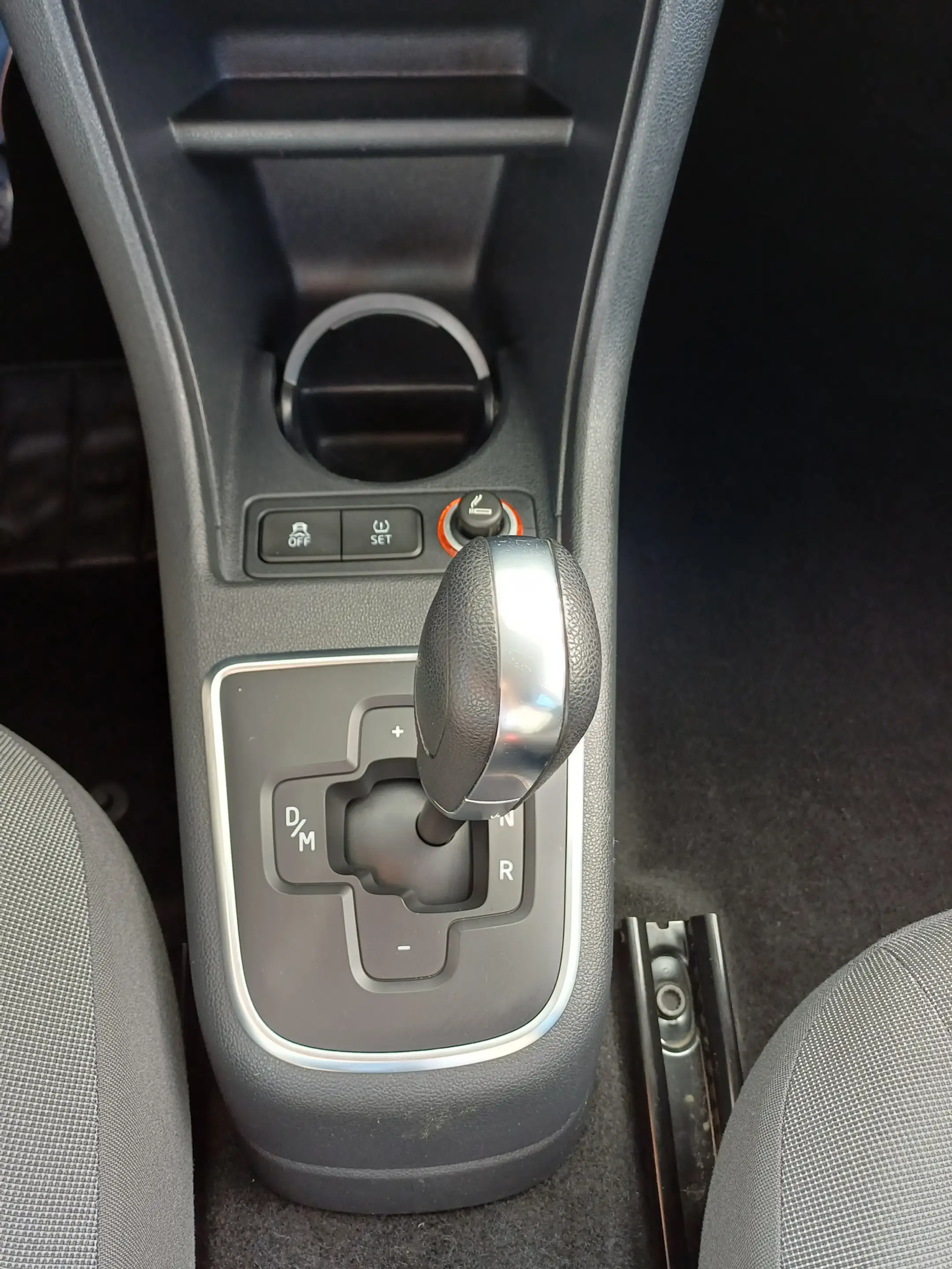 Volkswagen up! 1.0 move up! BlueMotion Automaat | AIRCO | PARKEER — photo 14