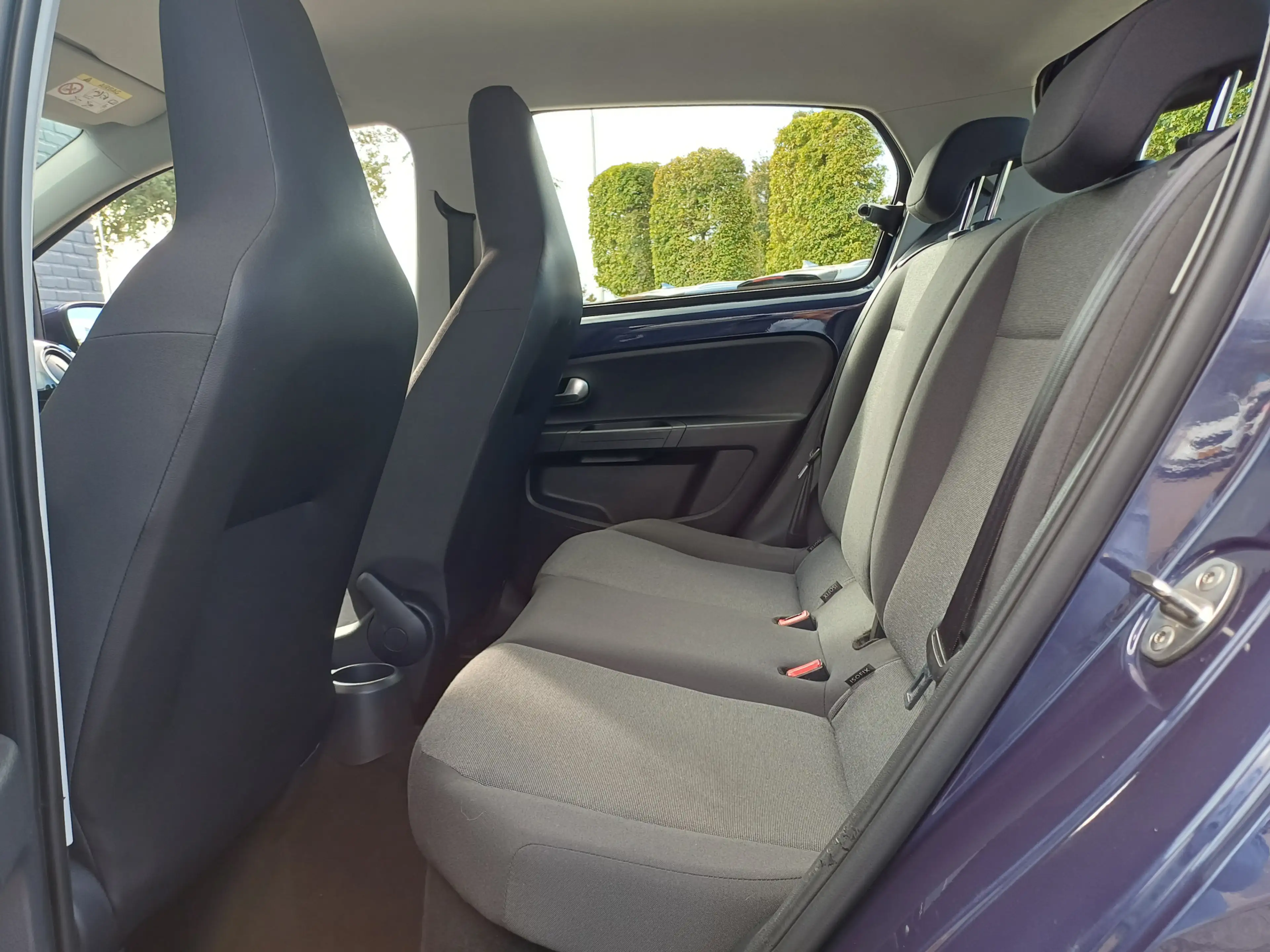 Volkswagen up! 1.0 move up! BlueMotion Automaat | AIRCO | PARKEER — photo 5