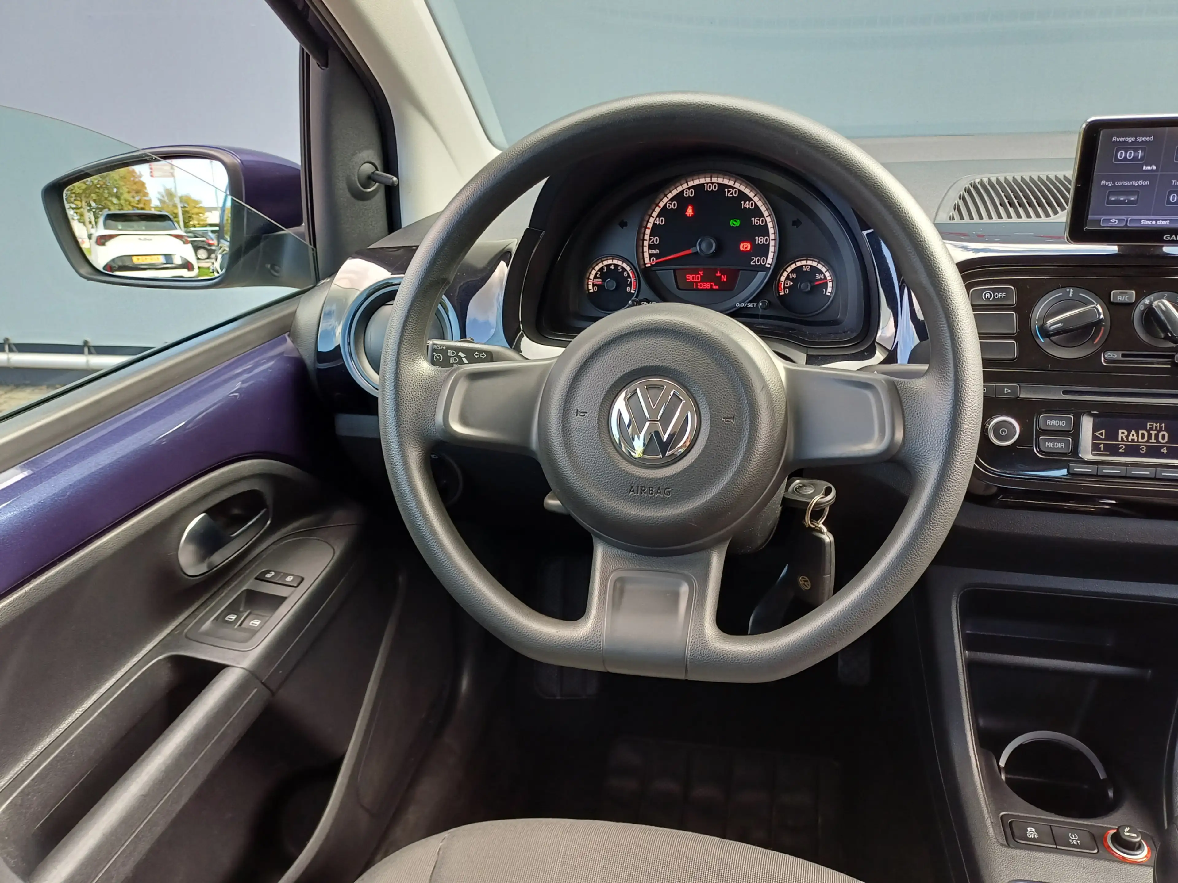 Volkswagen up! 1.0 move up! BlueMotion Automaat | AIRCO | PARKEER — photo 7