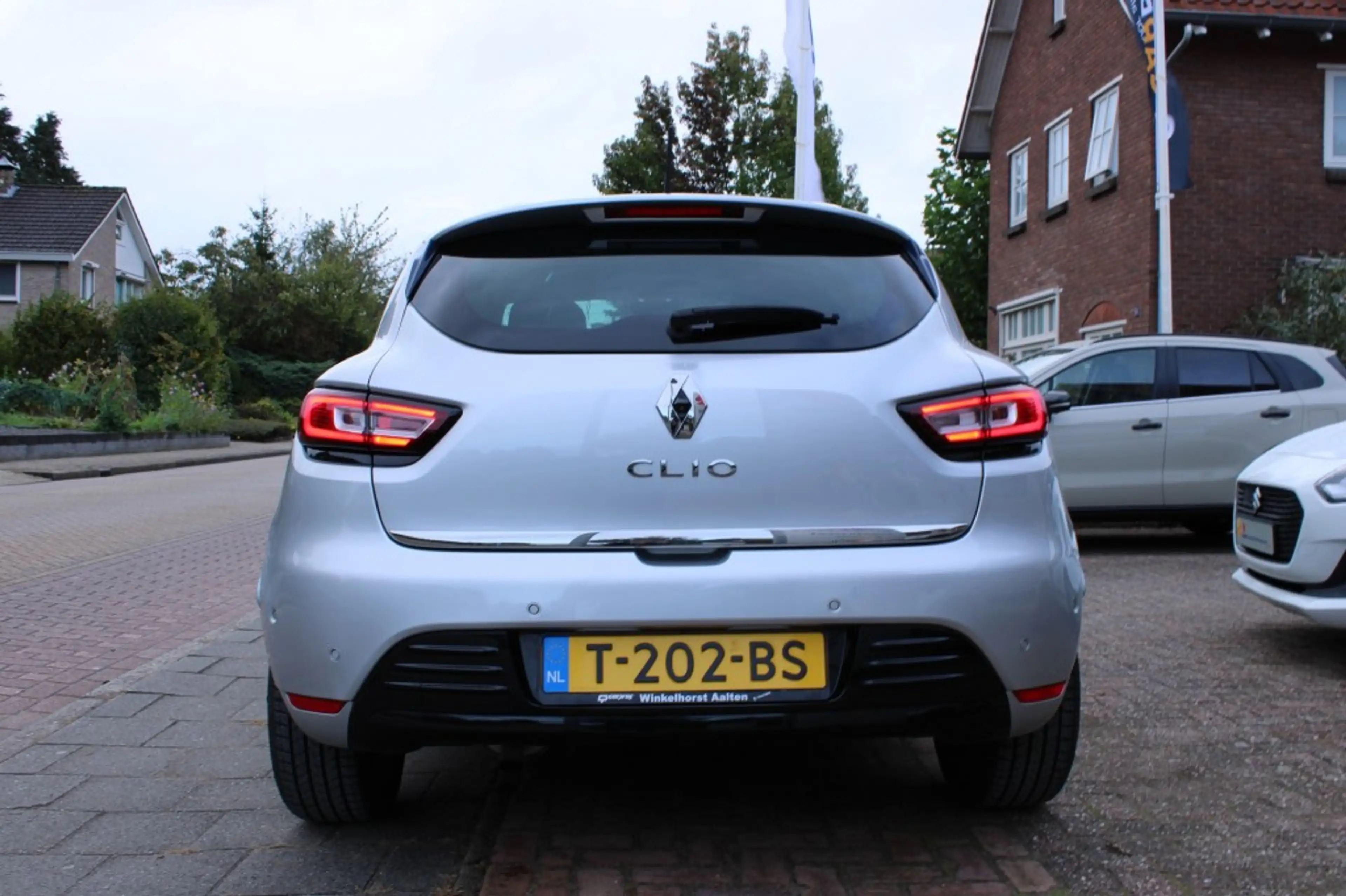 Renault Clio 1.2 TCE BOSE / Rijklaarprijs — photo 4
