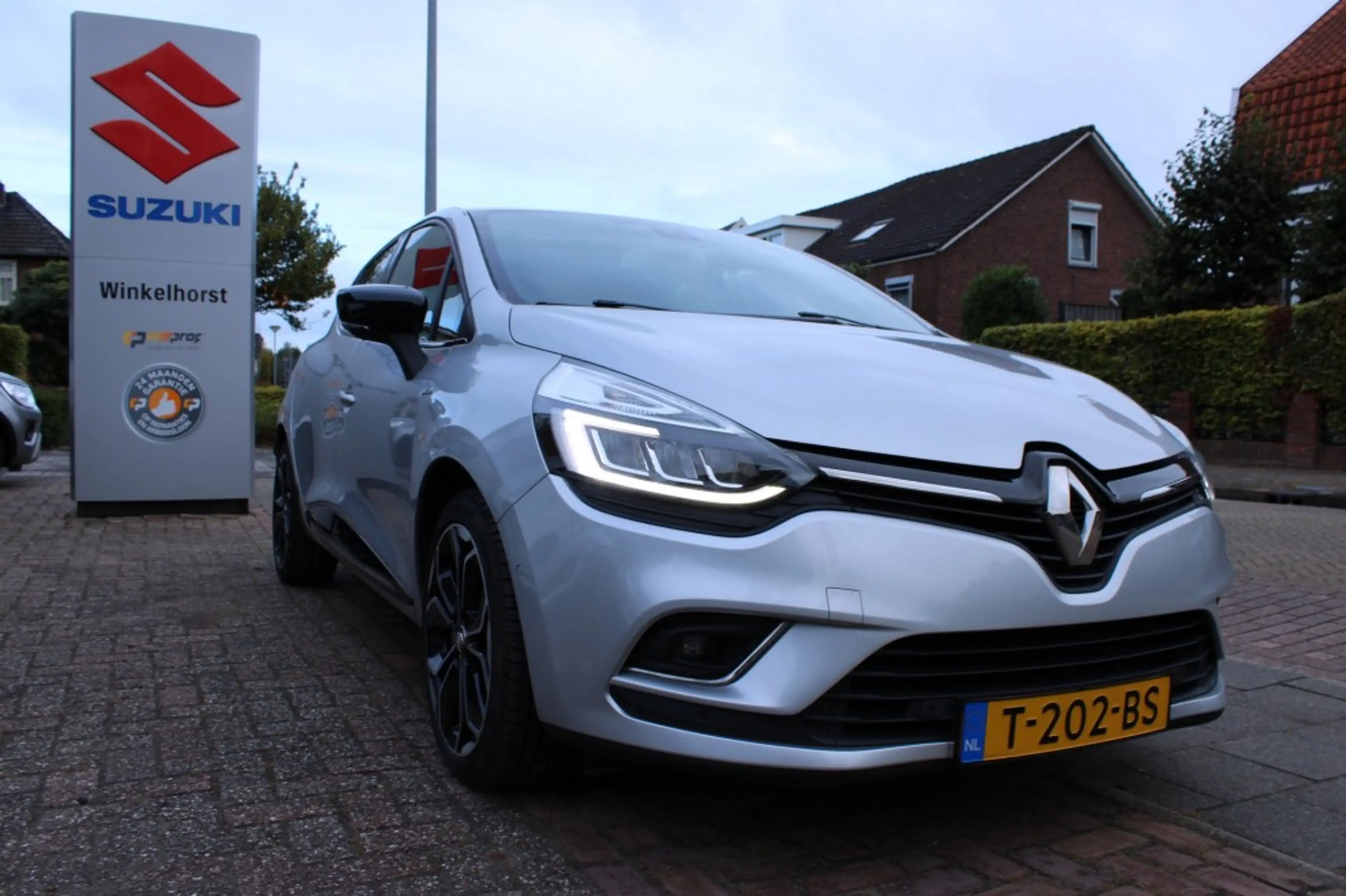 Renault Clio 1.2 TCE BOSE / Rijklaarprijs — photo 6