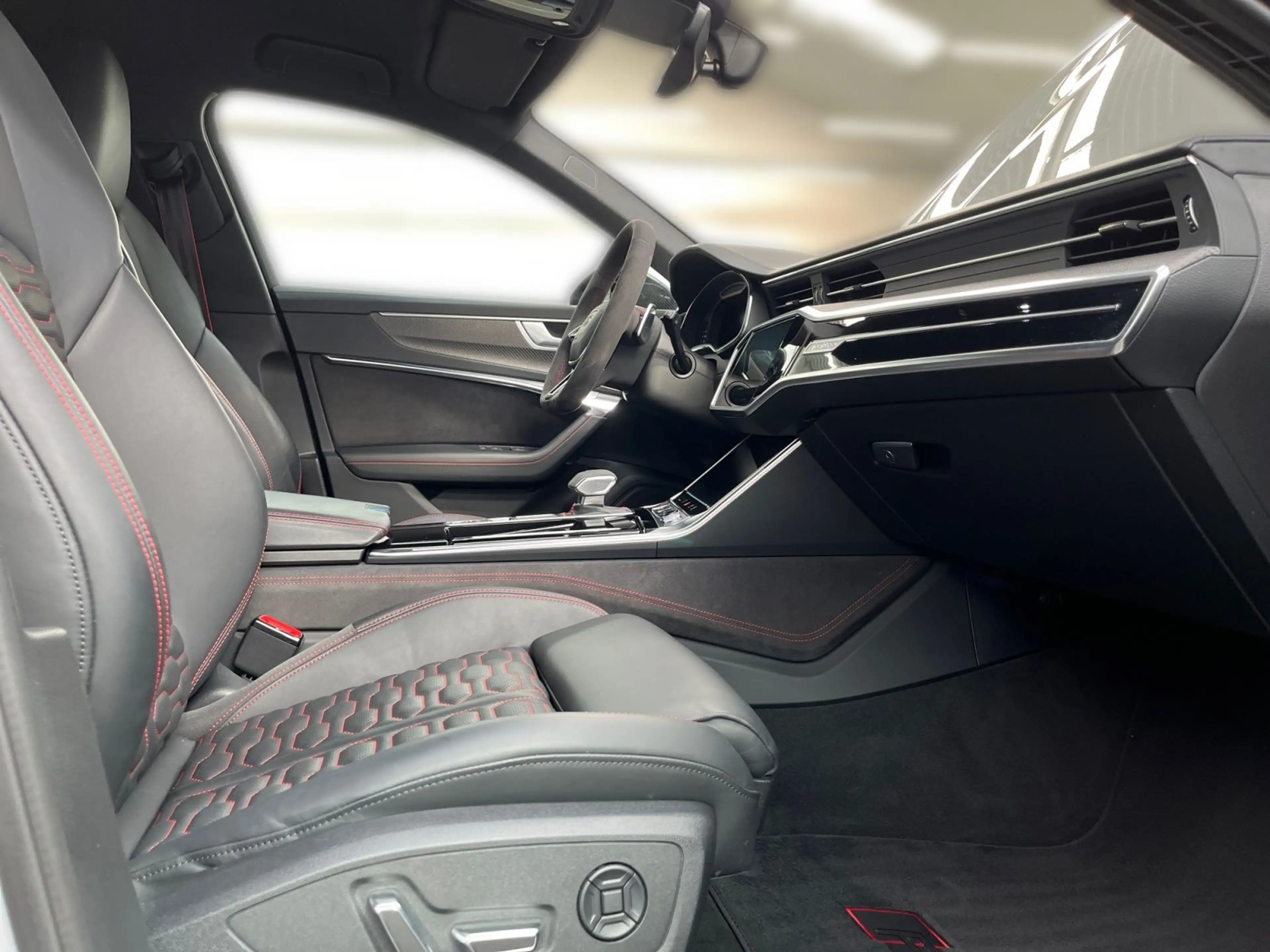 Audi RS6 RS6 Avant performance 4.0 TFSI qu. tiptr., HUD/M — photo 10