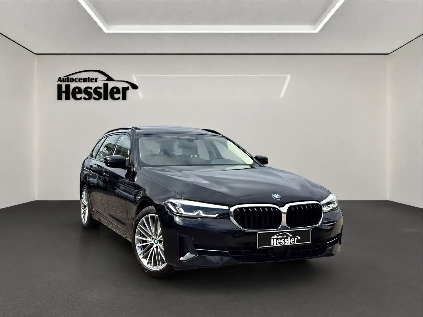 BMW 520 d Touring G31 *LED*PANO*AMB*LEDER*SHADOW LINE Noir - 2