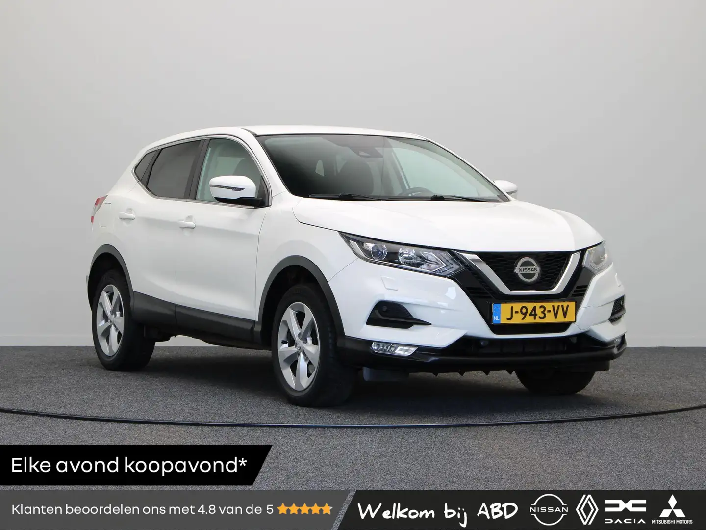 Nissan Qashqai 1.2 Business Edition | Navigatie | Trekhaak | Rond Wit - 1