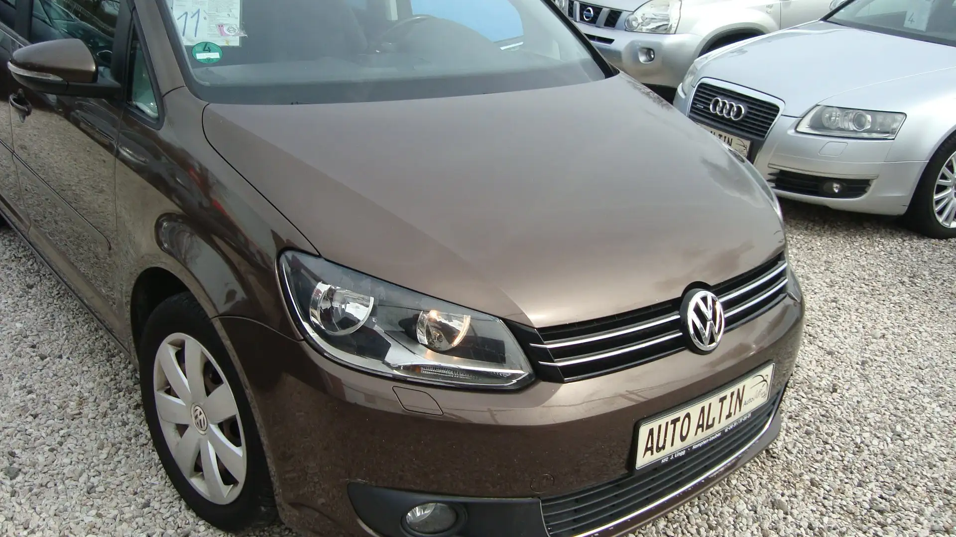 Volkswagen Touran 1.6 TDI Comfortline Euro-6 Navi Klima Barna - 2