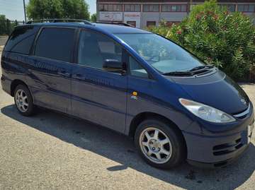 Previa D-4D Luna Luna