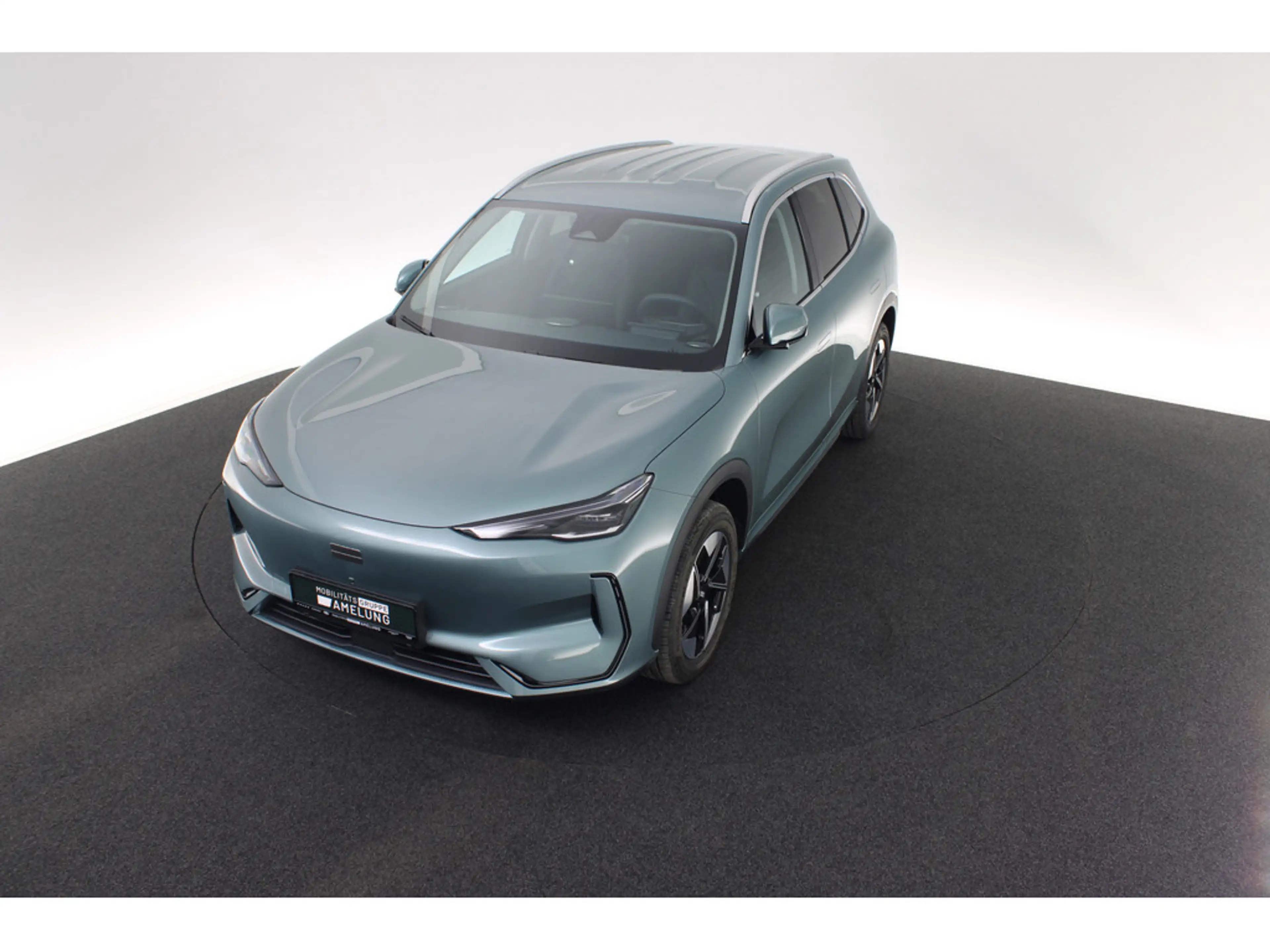 Geely E5 Pro+ PDC LED SCHEINWERFER NAVI UPE 39.990 — photo 14