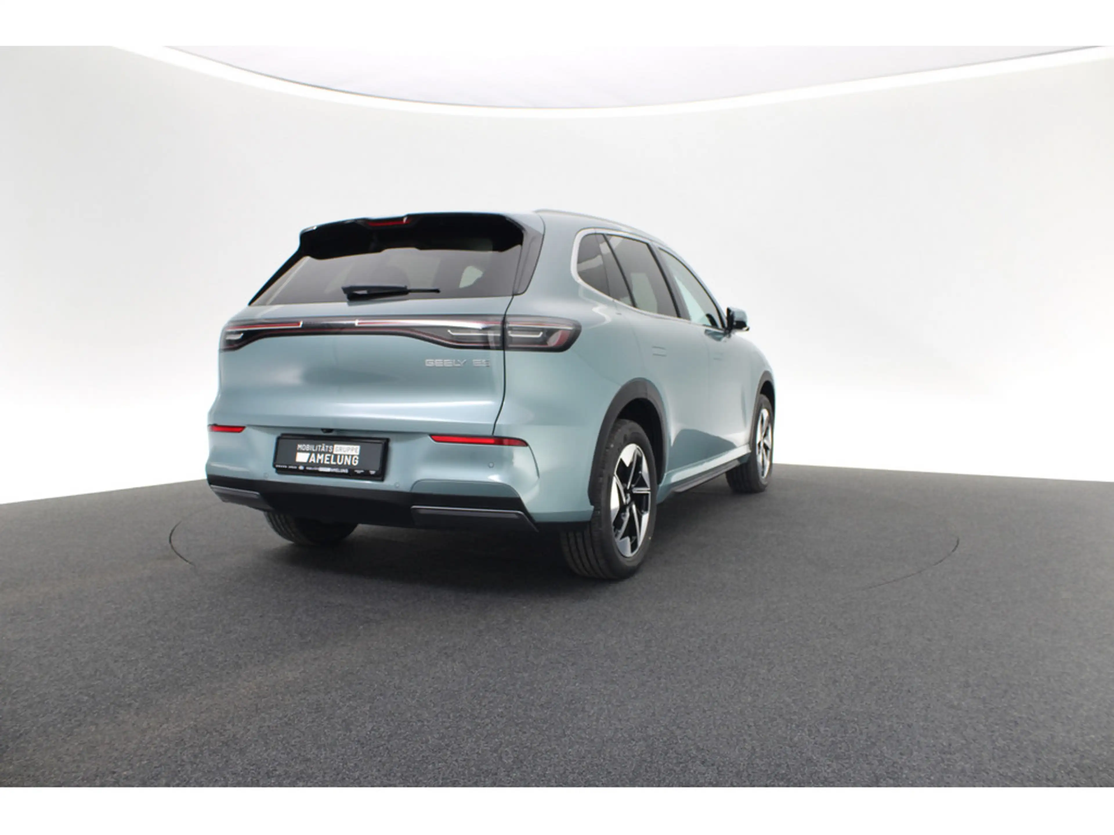 Geely E5 Pro+ PDC LED SCHEINWERFER NAVI UPE 39.990 — photo 5