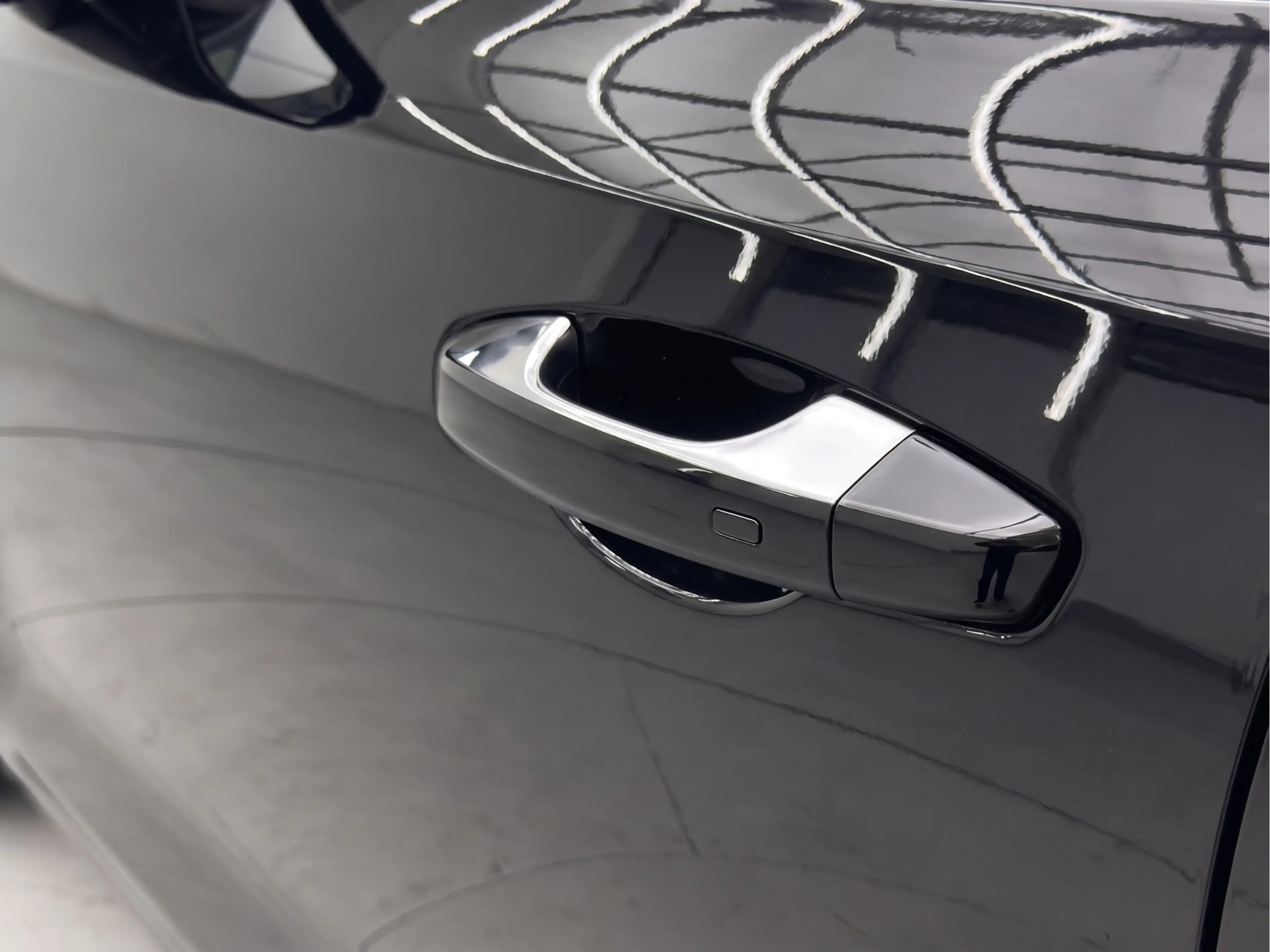 Geely Starray EM-i 1.5 Max+ — photo 13