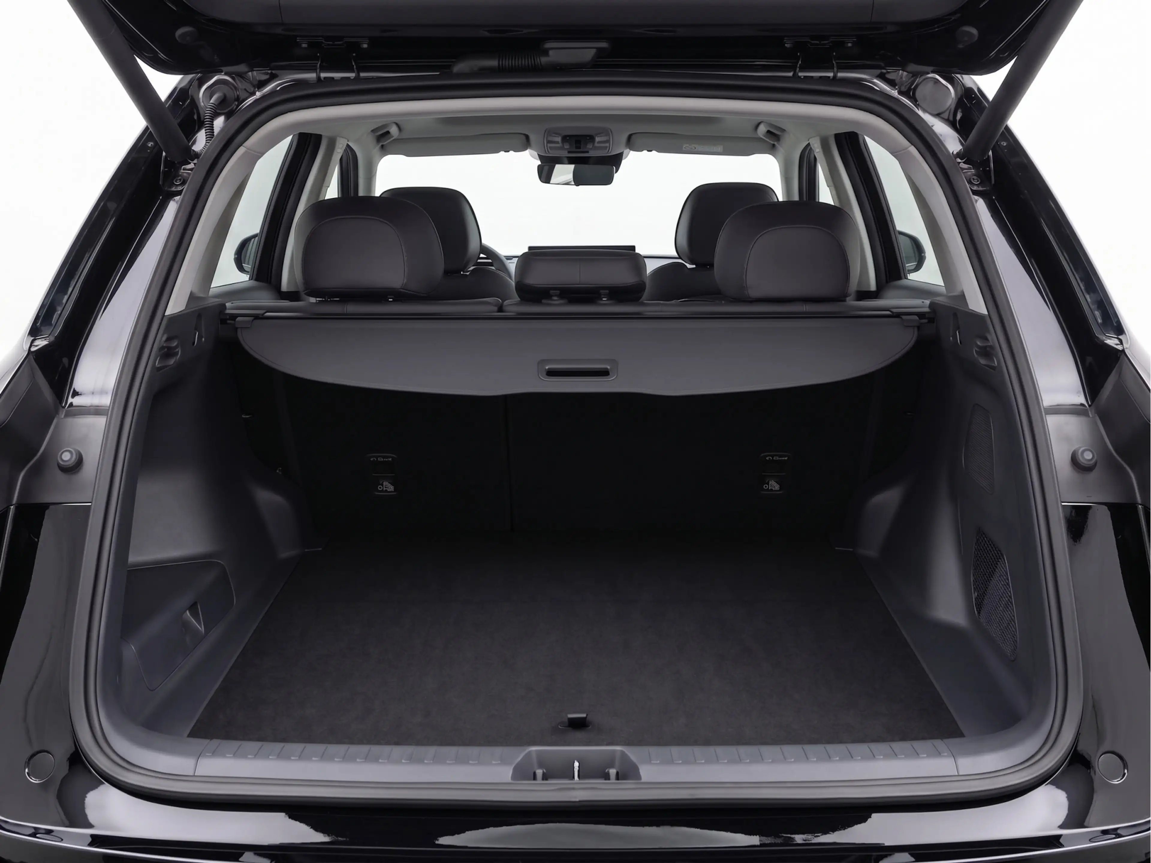 Geely Starray EM-i 1.5 Max+ — photo 30