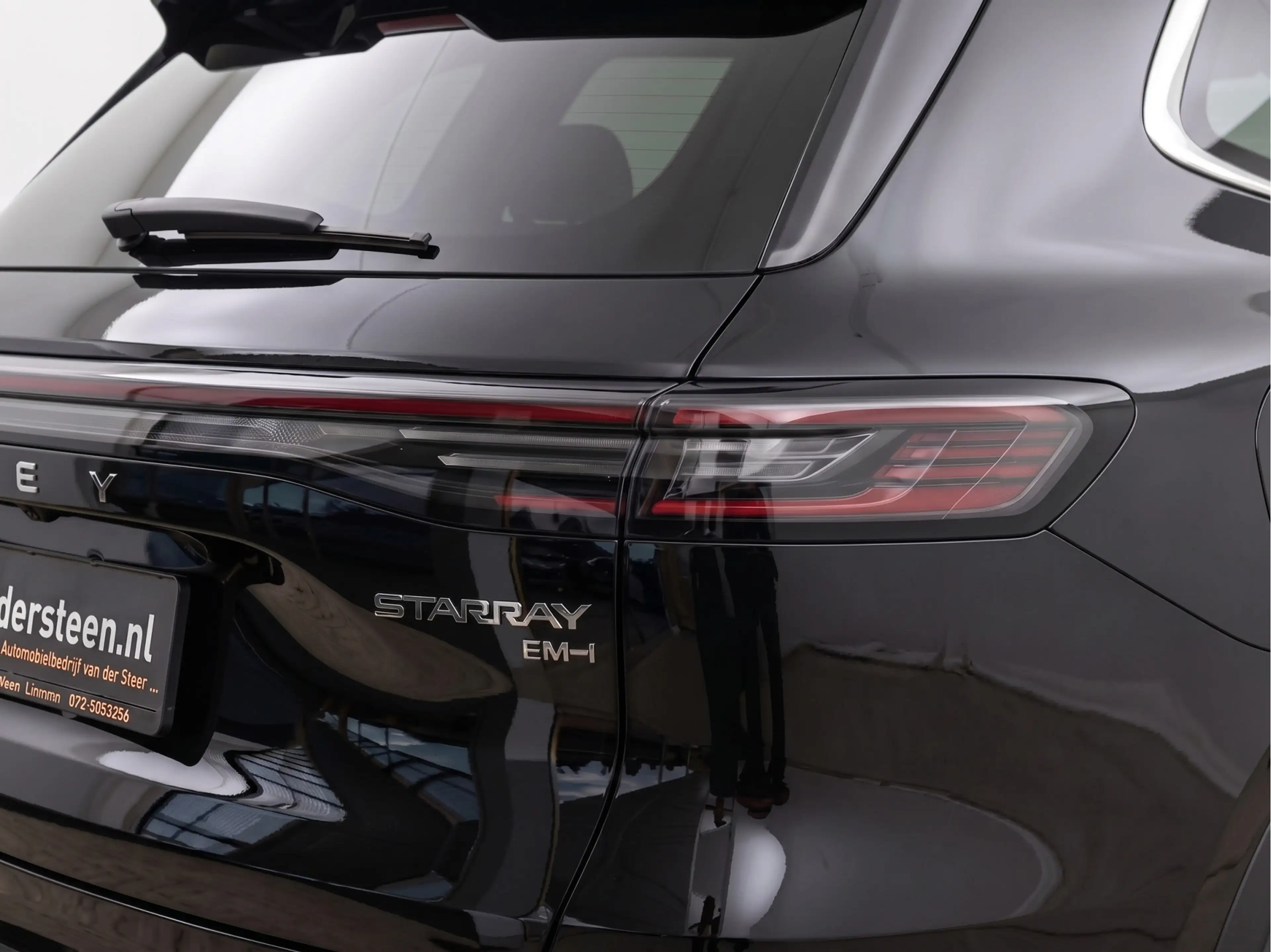 Geely Starray EM-i 1.5 Max+ — photo 10