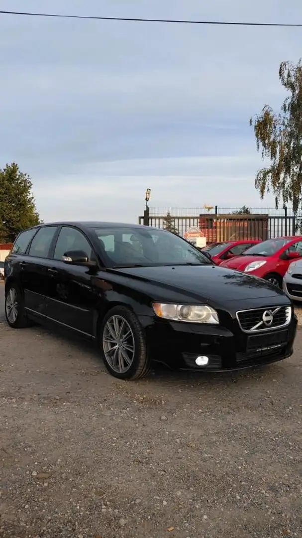 Volvo V50 1.6 D2 115 BUSINESS EDITION - 1