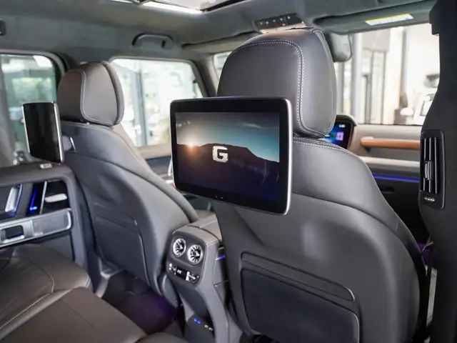 Mercedes-Benz G-Class view 15