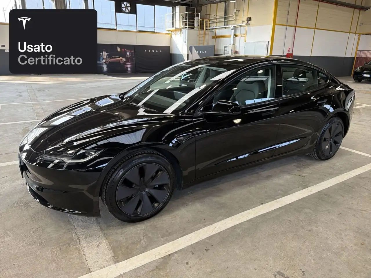2025 Tesla Model 3 Long Range AWD, photograph 2