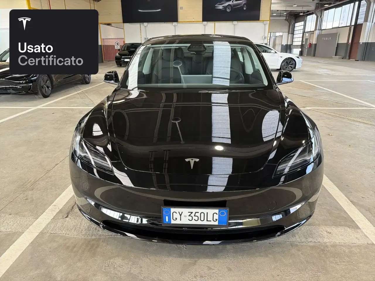 2025 Tesla Model 3 Long Range AWD, photograph 3