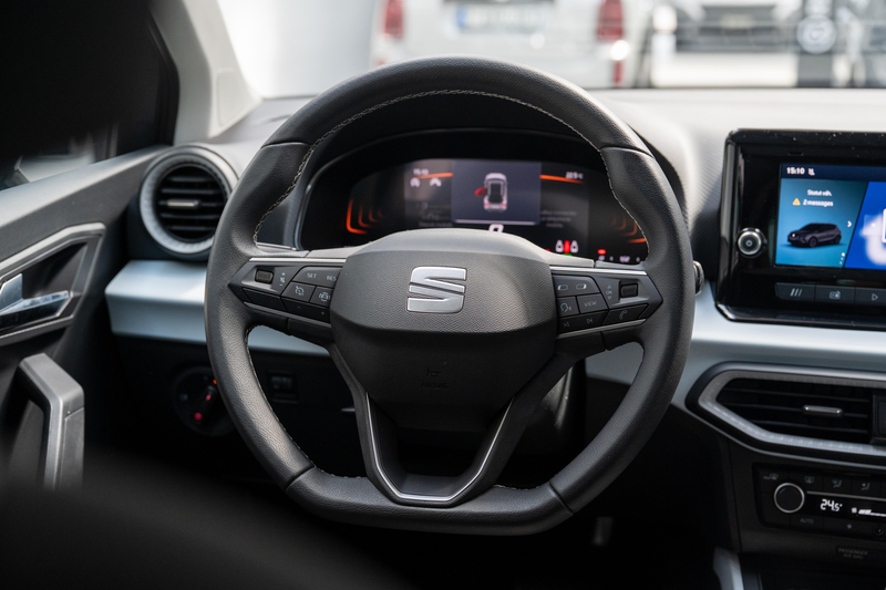 SEAT Arona 1.0 TSI 40th Anniversary DSG 85 kw. Garantie 12 mo — photo 32