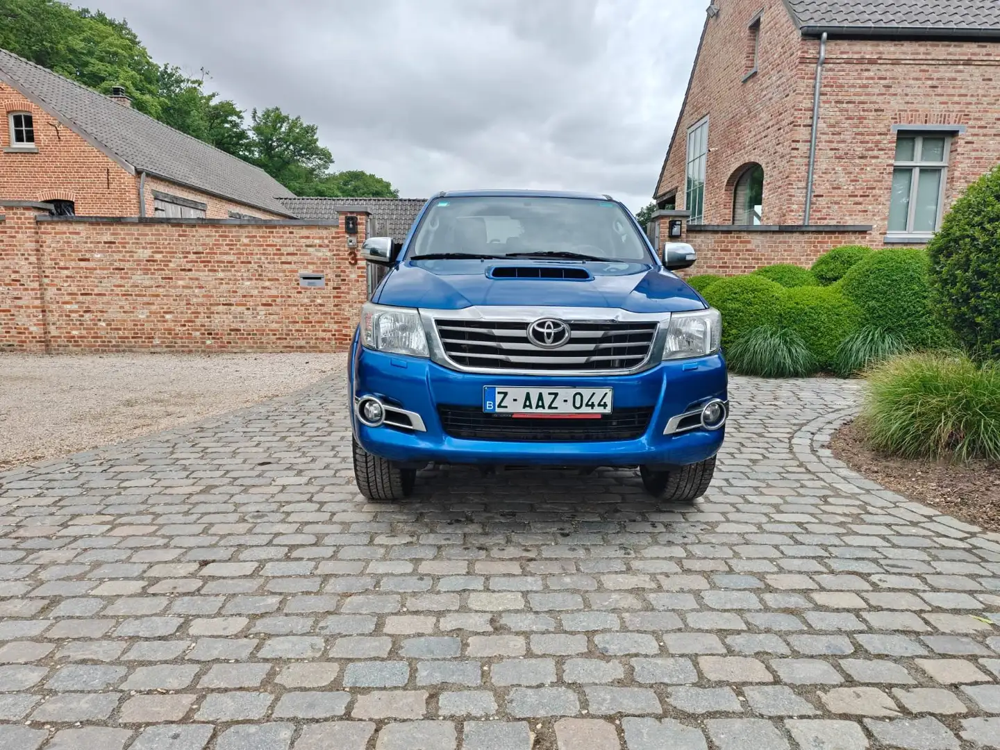 Toyota Hilux 3.0 D-4D 4WD STX Azul - 2