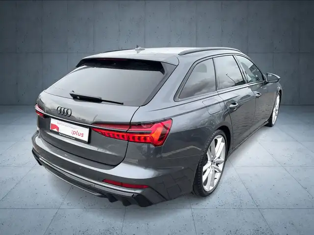 Audi S6 view 5