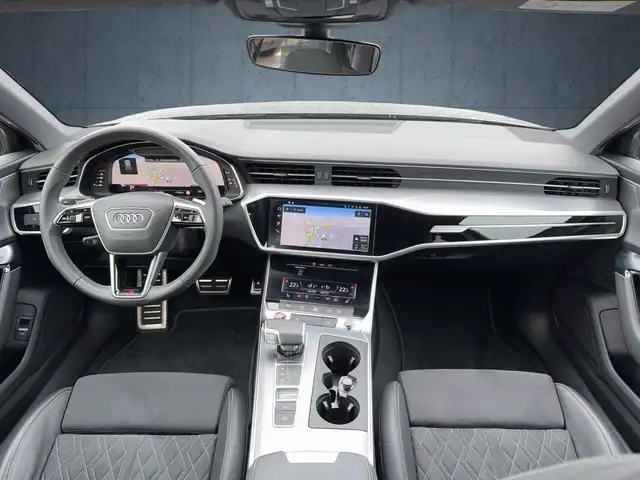 Audi S6 view 11