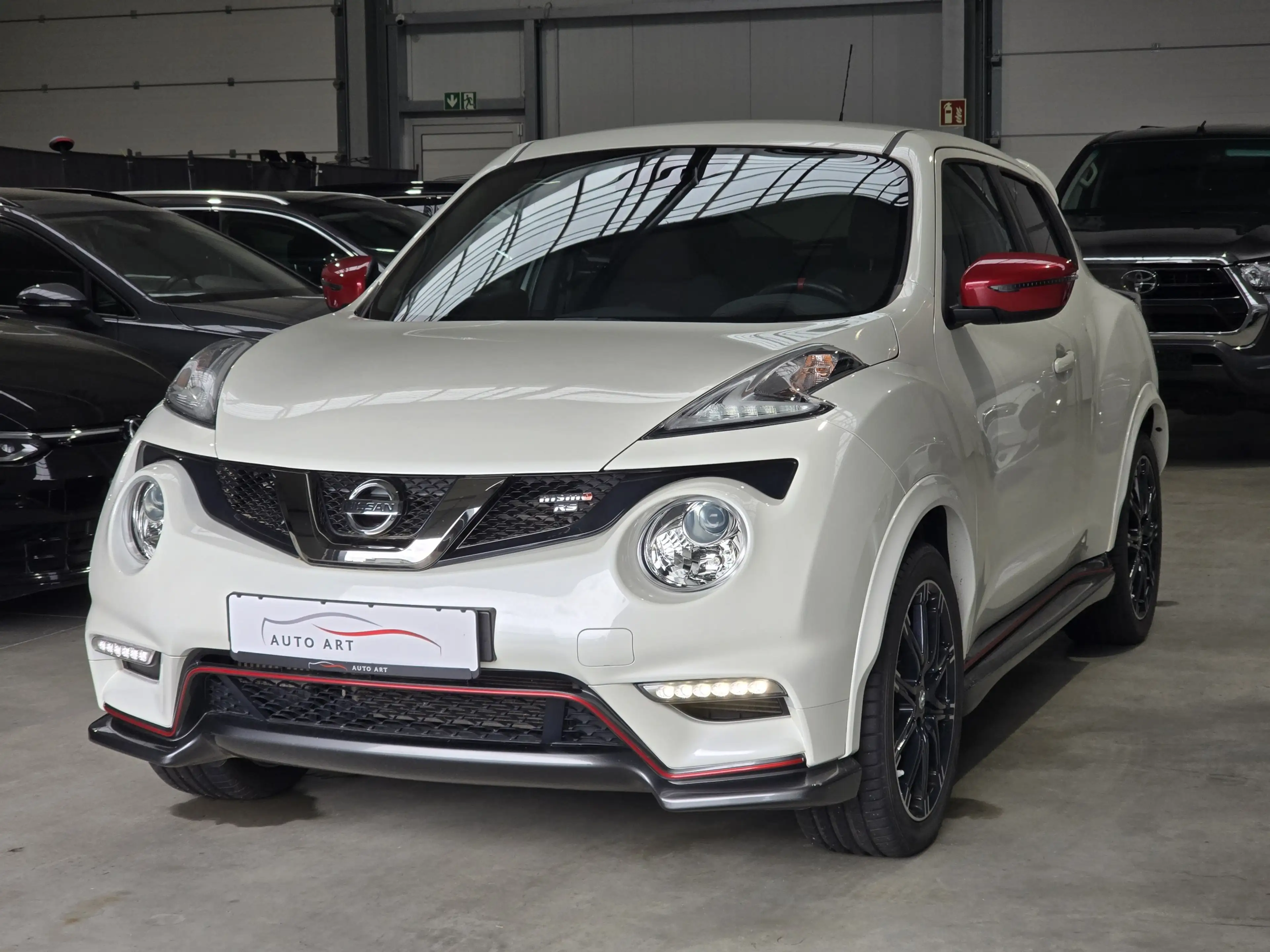 Nissan Juke Nismo RS 4x4 Navi DAB TempomatKamera — photo 3